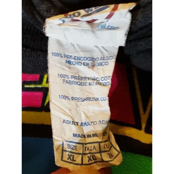 Vintage Family Guy Graphic Tshirt Size XL Black Short Sleeve - Picture 6 of 9